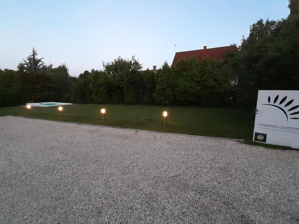 Margareta Apartman - Balatonlelle Exterior foto