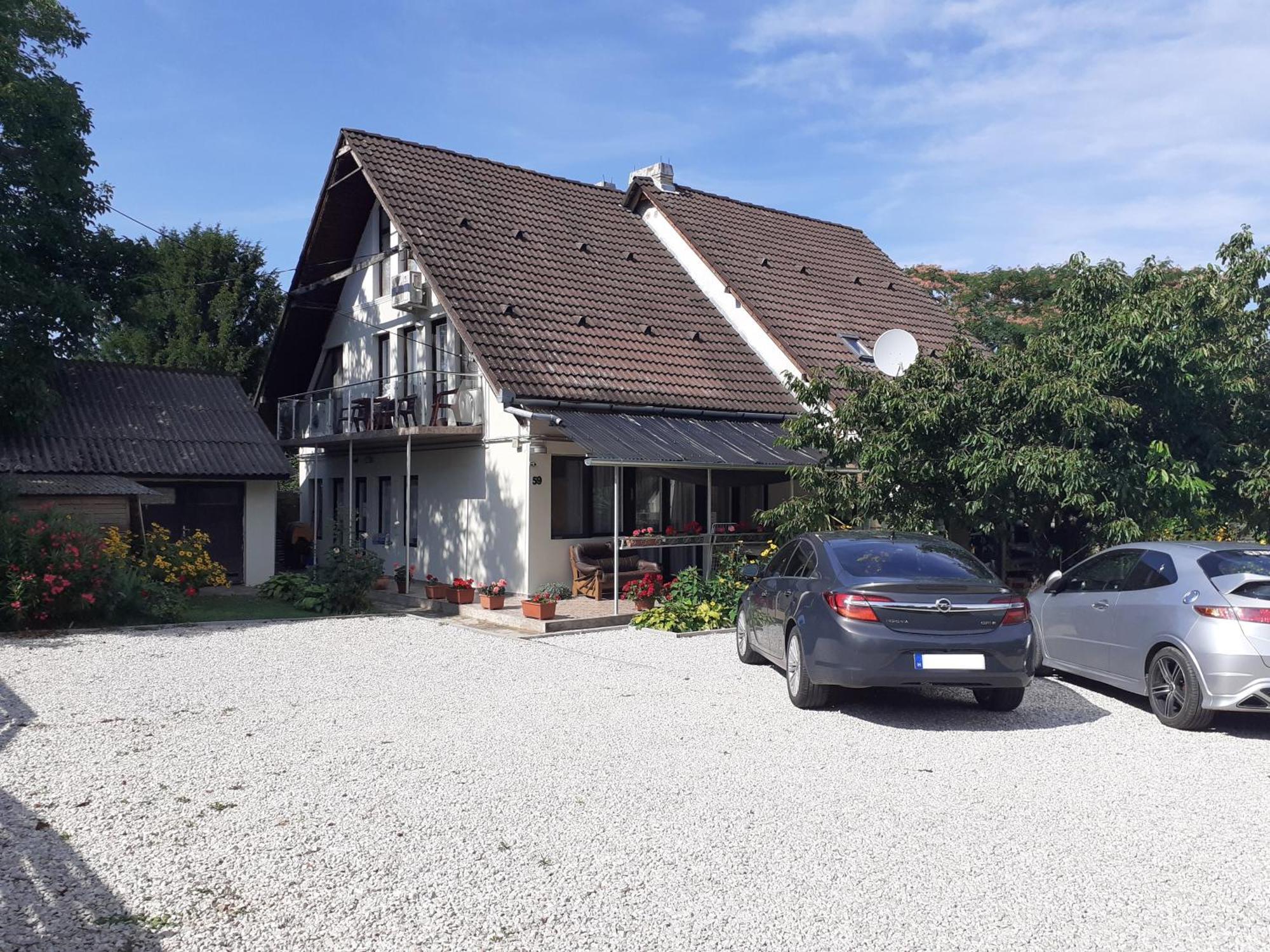Margareta Apartman - Balatonlelle Exterior foto